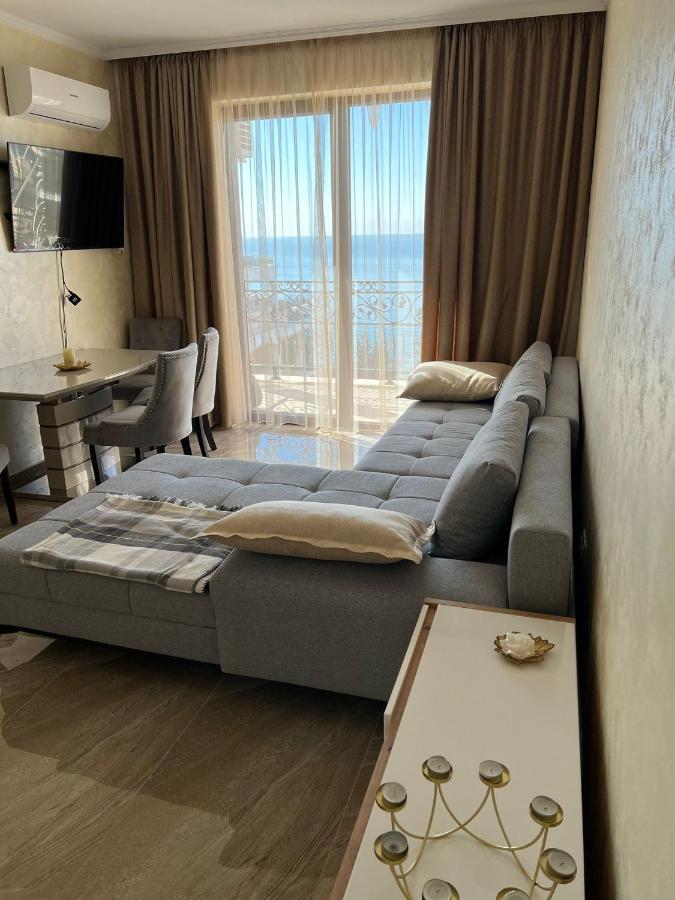 Luxury Penthouse Apartments At Valencia Gardens 布尔加斯 外观 照片