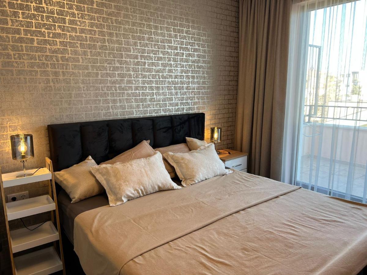 Luxury Penthouse Apartments At Valencia Gardens 布尔加斯 外观 照片