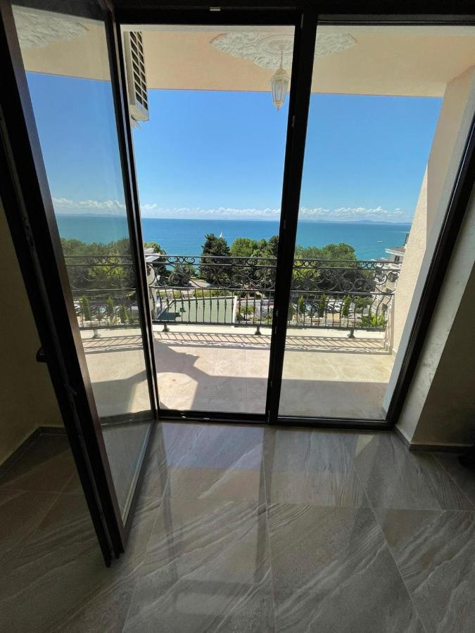 Luxury Penthouse Apartments At Valencia Gardens 布尔加斯 外观 照片