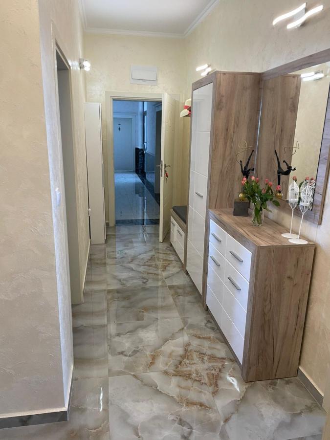 Luxury Penthouse Apartments At Valencia Gardens 布尔加斯 外观 照片